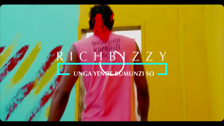 VIDEO: Rich Bizzy ft Crew G- “Ungayende Kumunzi So”