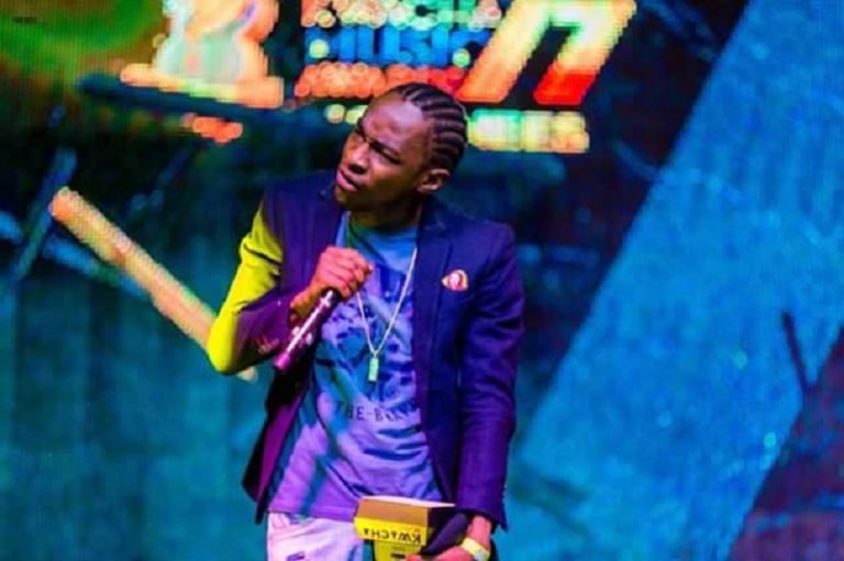 Muzo aka Alphonso Stirs Drama at Kwacha Music Awards 2018 (WATCH)