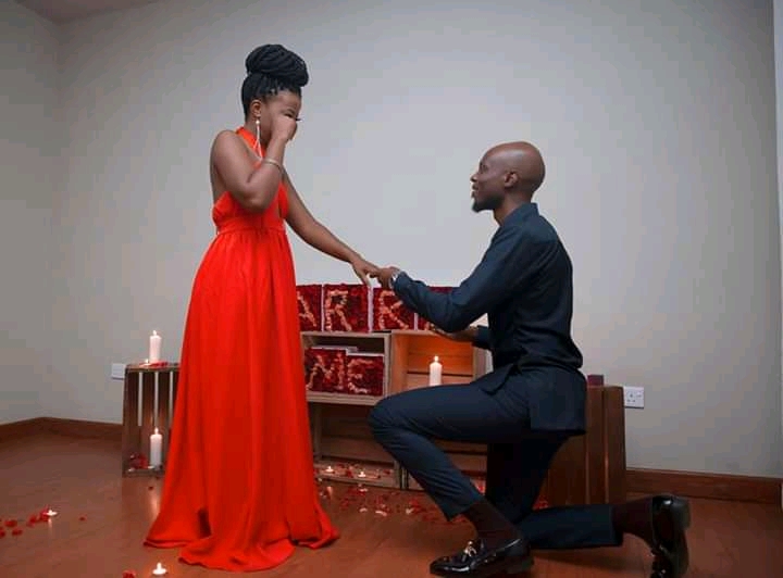 Pompi engages songstress Esther Chungu!! (See Pics)
