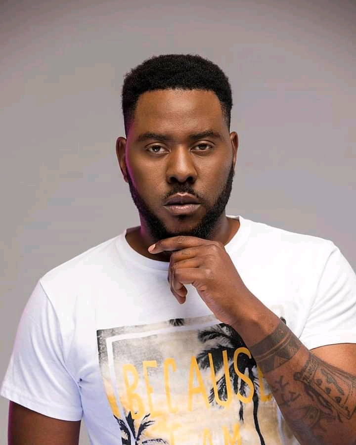 Twitter Reacts to Slapdee’s “Mother Tongue” as it trends