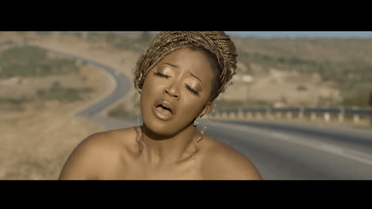 VIDEO: Esther Chungu- “Nsambilisheni” (Official Video)
